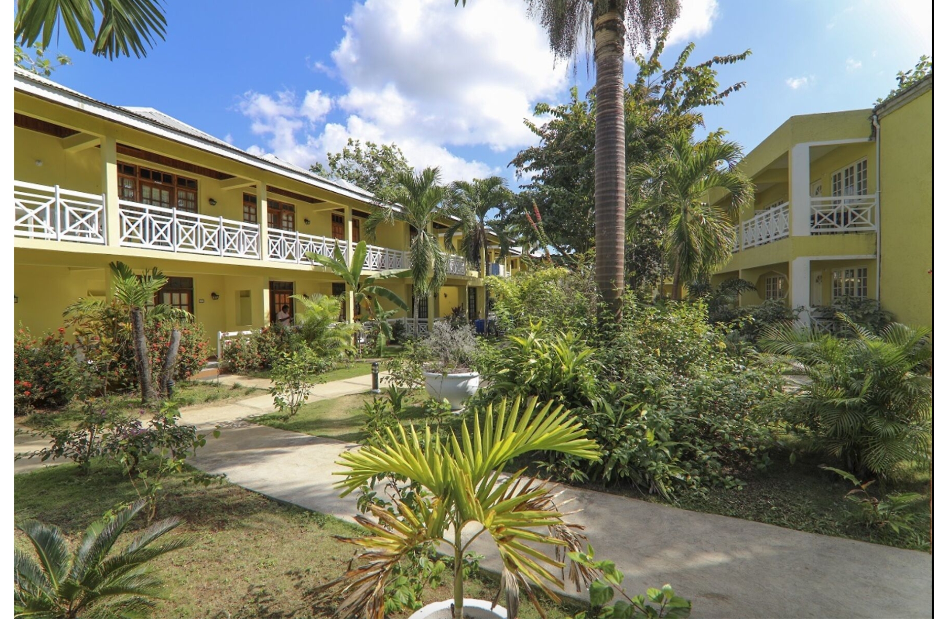 (image for) Merrils Beach Negril Transport from Montego Bay Airport